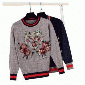 Ręcznie robiony sweter z cekinami i swetrami w kwiaty dla kobiet